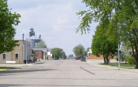 Street scene, Lismore Minnesota, 2014