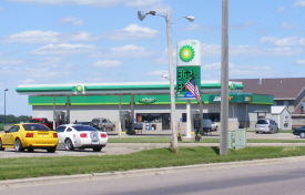 Roger's BP Service, Madelia Minnesota