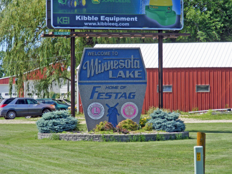 Welcome sign, Minnesota Lake Minnesota, 2014