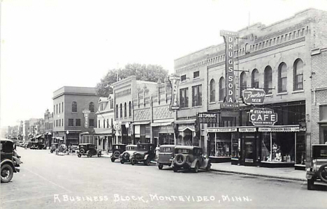 Street scene, Montevideo Minnesota, 1930's