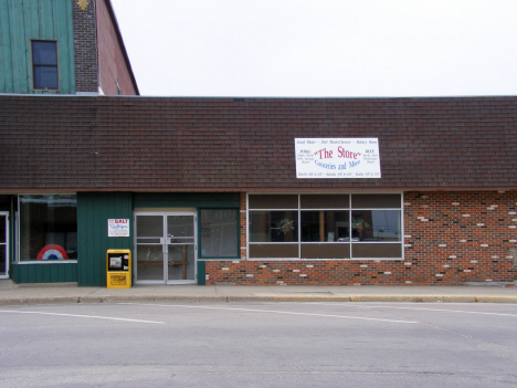 Closed grocery store, Truman Minnesota, 2014