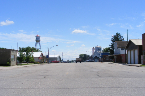 Street scene, Waldorf Minnesota, 2014