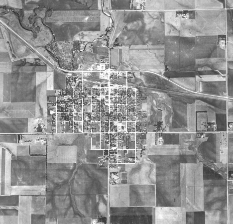 Aerial photo, Adrian Minnesota, 1954