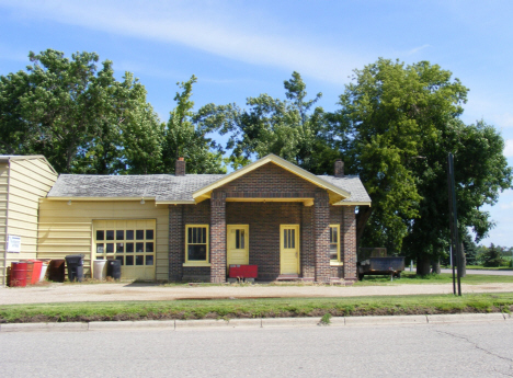 Street scene, Adrian Minnesota, 2014