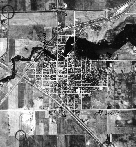 Aerial photo, Appleton Minnesota, 1938