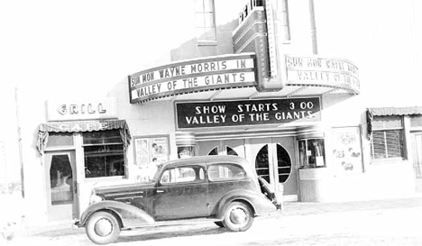 Reno Theatre, Appleton Minnesota, 1940