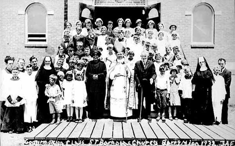 Confirmation class, St. Barnabas Church, Barry Minnesota, 1932