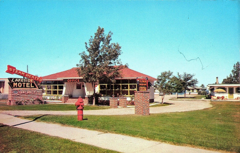 Lakeside Motel, Bemidji Minnesota, 1954