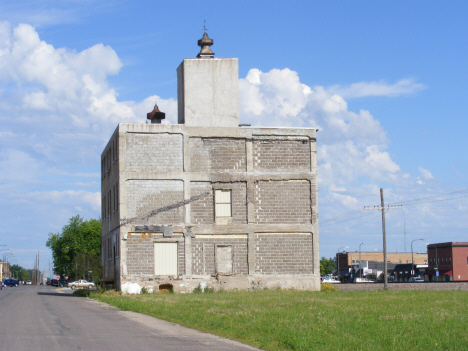 Street scene, Benson Minnesota, 2014