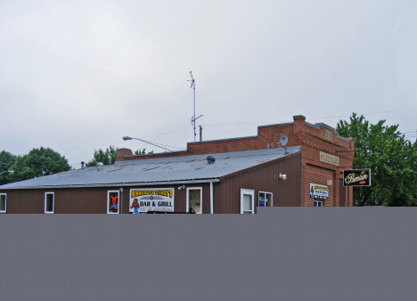 Former Minnesota Tubby's Bar and Cobden State Bank, Cobden Minnesota, 2011