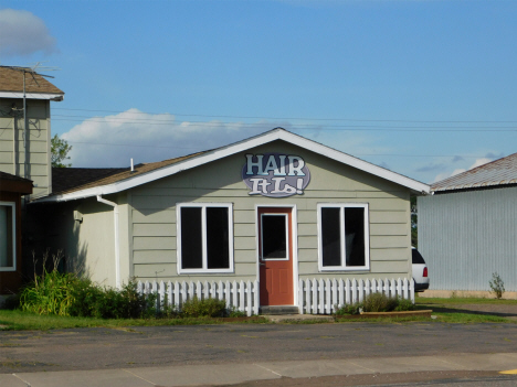Cleverly named hair salon, Cromwell Minnesota, 2018