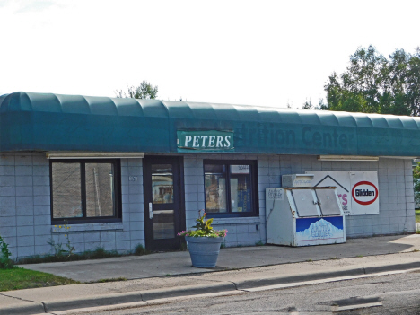 Vacant building, Cromwell Minnesota, 2018