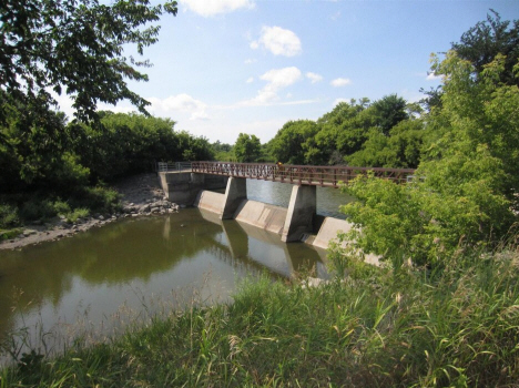 Beginning of the Des Moines River at Lake Shetek, Currie Minnesota, 2013