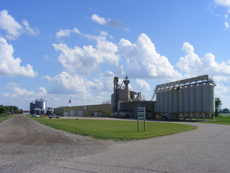 Grain elevators, Danvers Minnesota, 2014