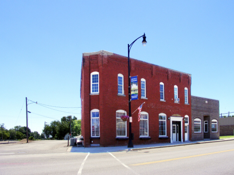 Street scene, Dawson Minnesota, 2014