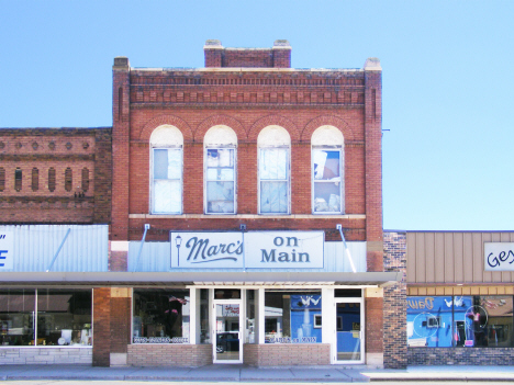 Street scene, Dawson Minnesota, 2014