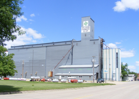 Delavan Farmers Co-op, Delavan Minnesota, 2014