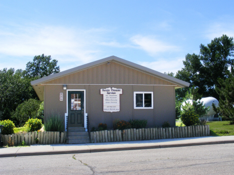 Street scene, Garvin Minnesota, 2014