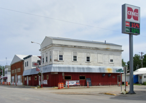 Street scene, Hanska Minnesota, 2014