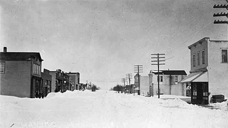 Street scene during winter, Hanska Minnesota, 1917
