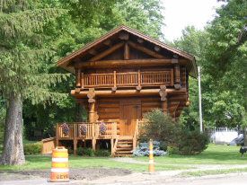 Norwegian Stabbur, Hanska Minnesota