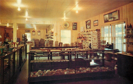 Niagara Cave Gift Shop, Harmony Minnesota, 1950's