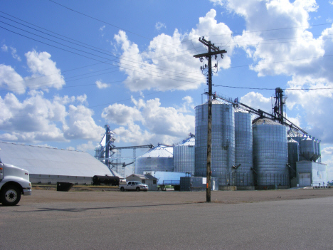 Grain elevators, Holloway Minnesota, 2014