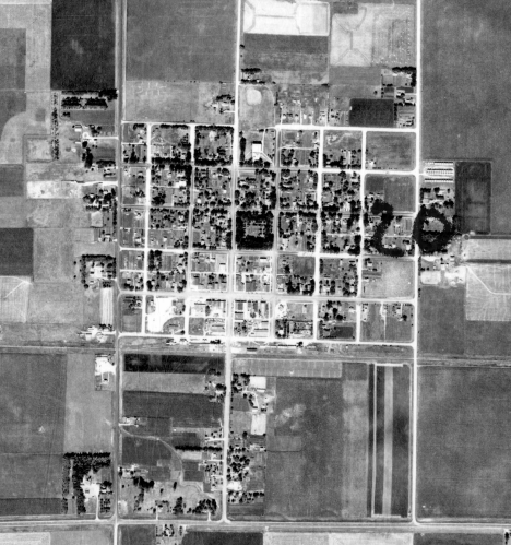 Aerial view, Jeffers Minnesota, 1950