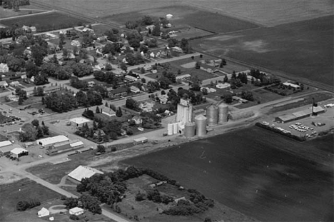 Aerial view, Elevator, Jeffers Minnesota, 1983