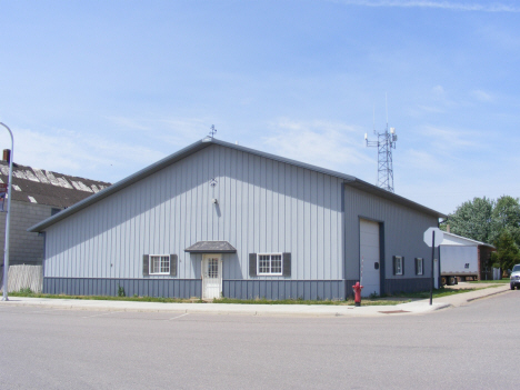 Street scene, Jeffers Minnesota, 2014