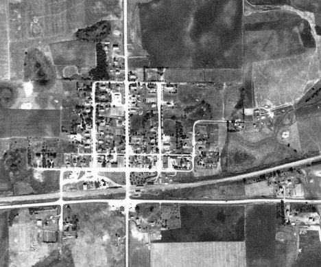 Aerial view, Kandiyohi Minnesota, 1938