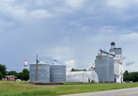 Grain elevator, Kandiyohi Minnesota, 2014