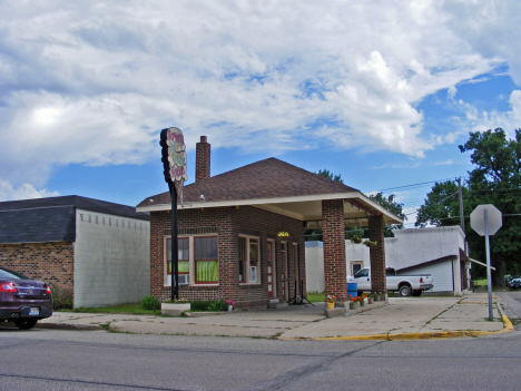 Former gas station, Kerkhoven Minnesota, 2014