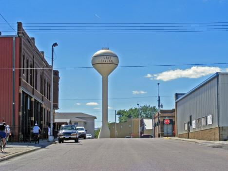 Street scene, Lake Crystal Minnesota, 2014