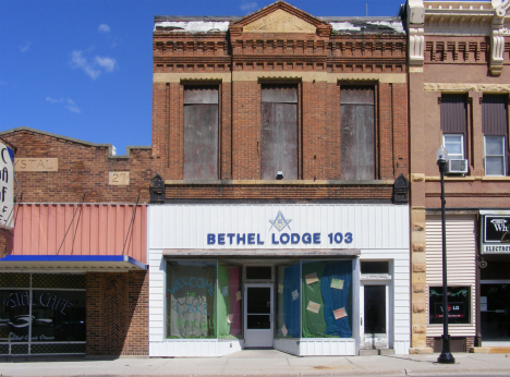 Street scene, Lake Crystal Minnesota, 2014