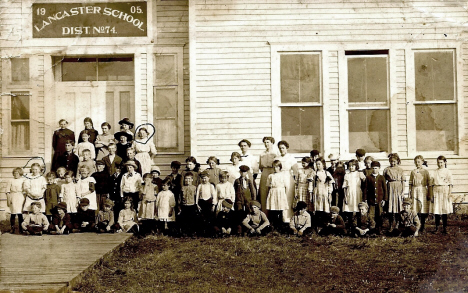 Lancaster School, Lancaster Minnesota, 1915