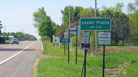 Population sign, Lester Prairie Minnesota, 2017