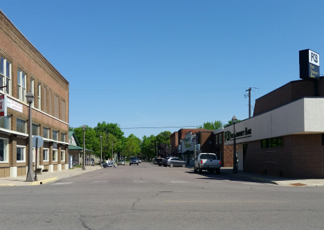 Street scene, Juniper from Central, Lester Prairie Minnesota 2017