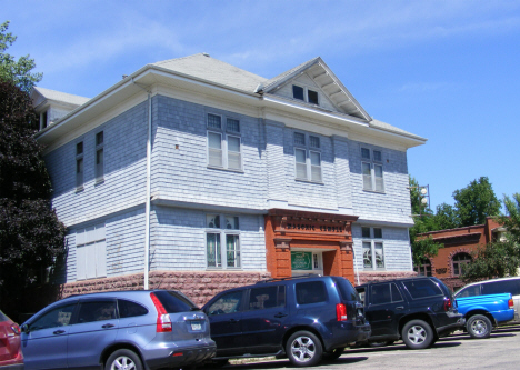 Street scene, Luverne Minnesota, 2014