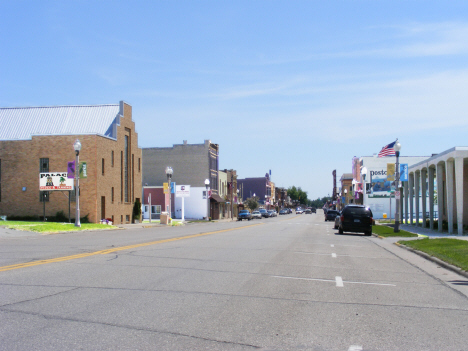 Street scene, Luverne Minnesota, 2014