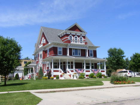 Street scene, Luverne Minnesota, 2014