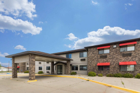 Hotel near state park