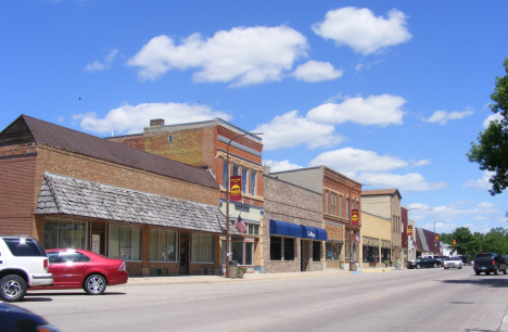 Street scene, Madelia Minnesota, 2014