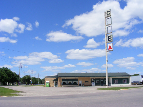 Cafe on Old Highway 60, Madelia Minnesota, 2014