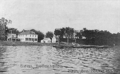 Hotel Coponaning, Madison Lake Minnesota, 1910