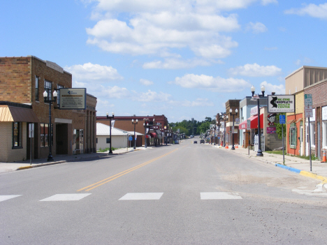 Street scene, Ortonville Minnesota, 2014