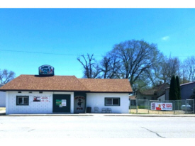 Jamie's Pemberton Pub, Pemberton Minnesota