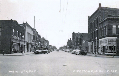 Main Street, Pipestone Minnesota, 1940's