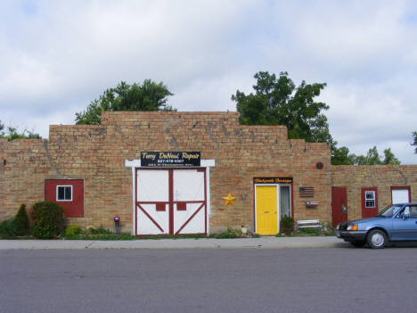 Repair shop, Rushmore Minnesota, 2014