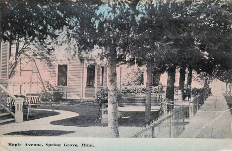 Maple Avenue, Spring Grove Minnesota, 1910's